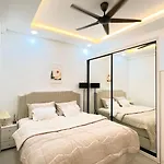 Inara Homestay