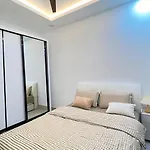 Inara Homestay